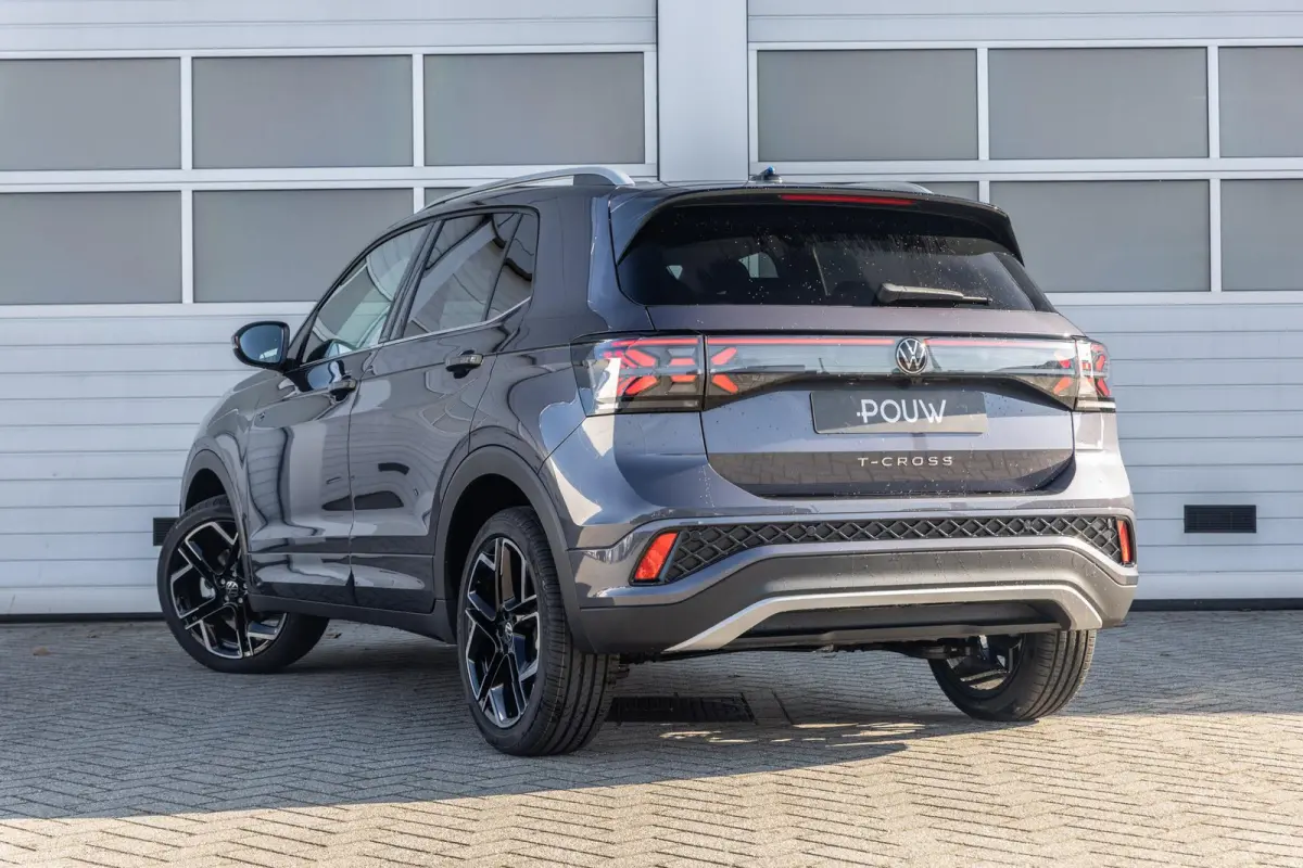 1.0 TSI 115pk DSG R-Line Edition | Trekhaak