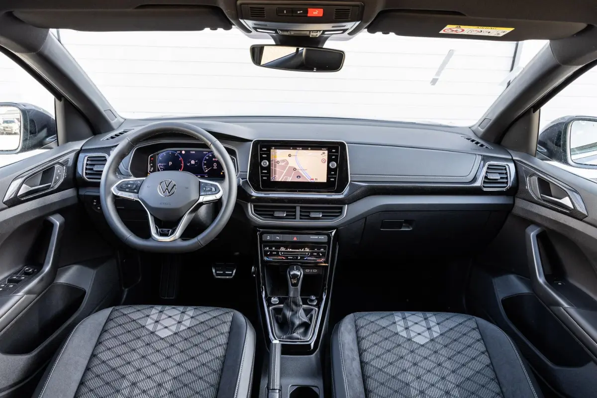 1.0 TSI 115pk DSG R-Line Edition | Trekhaak