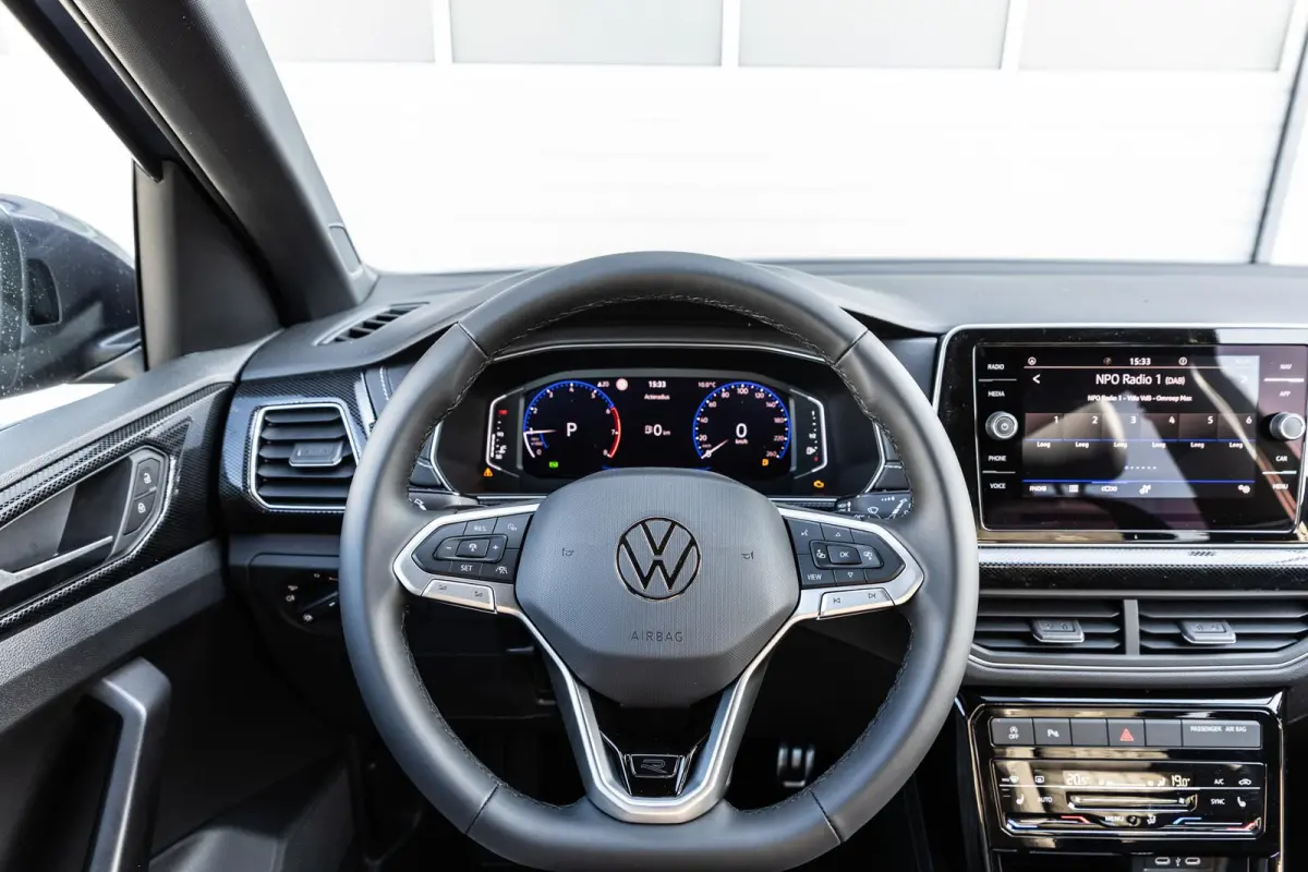 1.0 TSI 115pk DSG R-Line Edition | Trekhaak