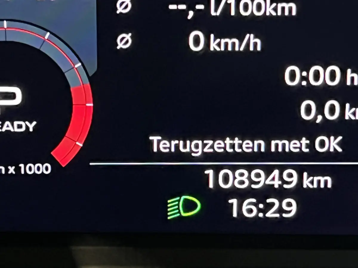 30 TFSI S-line | Navigatie/Android/Apple Carplay | LM Velgen 17" | Cruise Control | Airco | S-Line Exterieur |