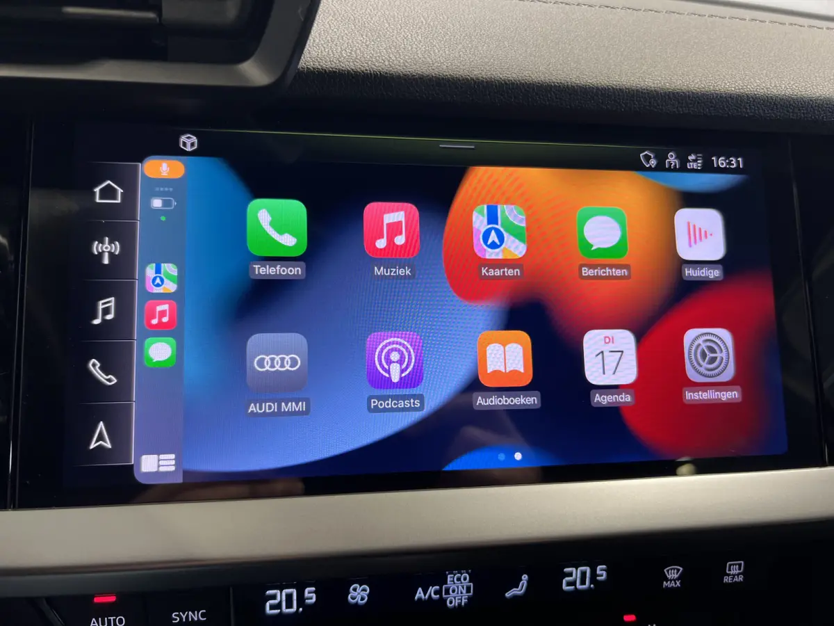 30 TFSI S-line | Navigatie/Android/Apple Carplay | LM Velgen 17" | Cruise Control | Airco | S-Line Exterieur |
