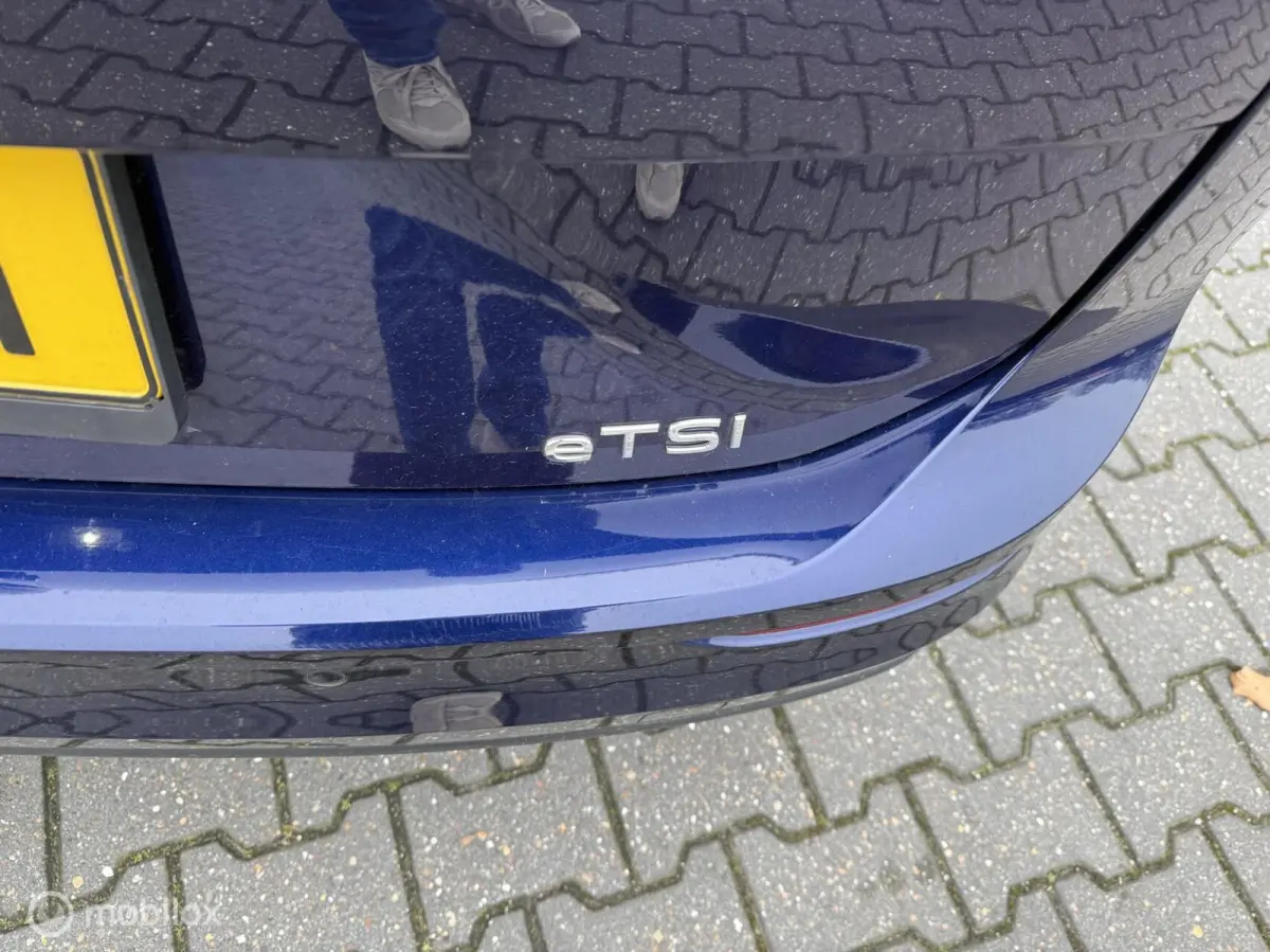 1.0 eTSI Life Business automaat
