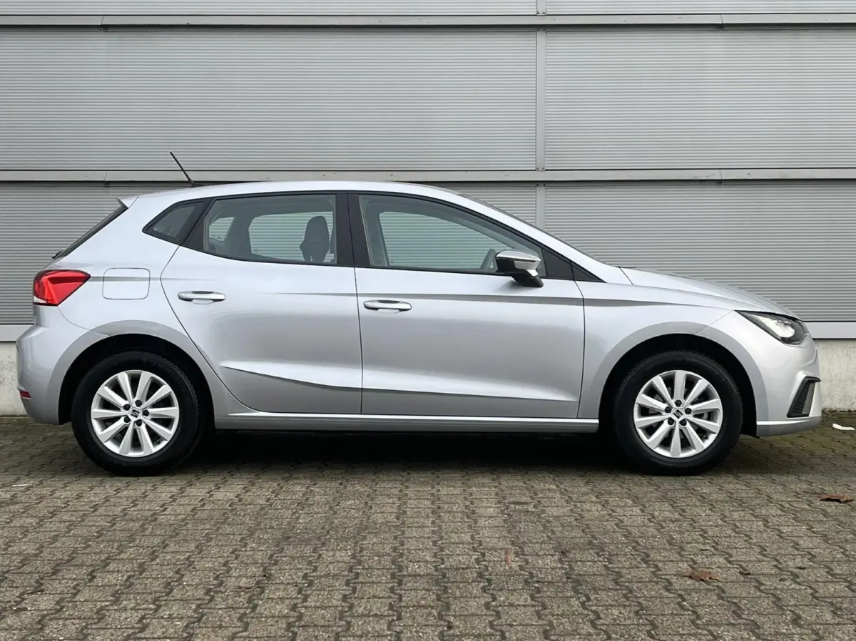 1.0 EcoTSI 95pk Style | Full Link | Cruise Control | PDC Achter