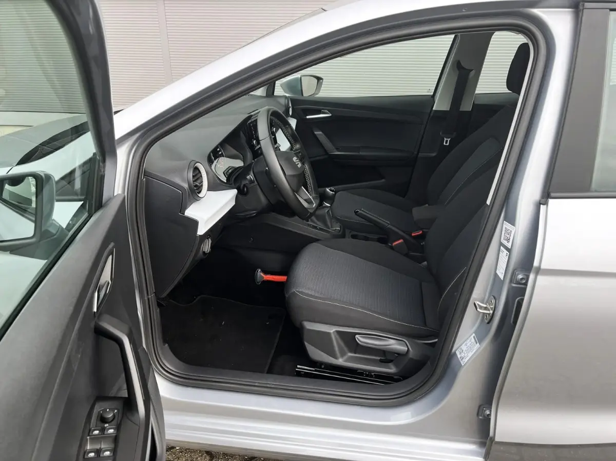 1.0 EcoTSI 95pk Style | Full Link | Cruise Control | PDC Achter