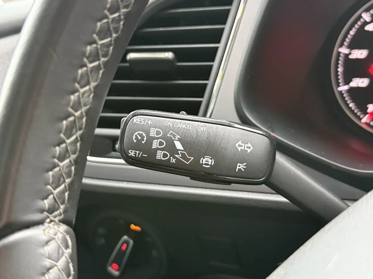 1.0 TSI Style Ultimate Edition | Camera | Draadloze lader | Apple Carplay