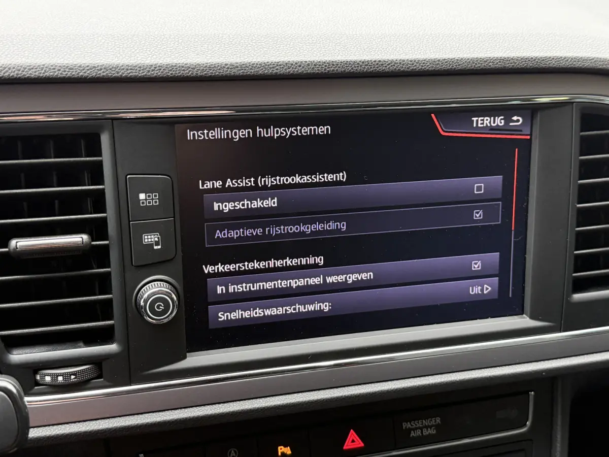 1.0 TSI Style Ultimate Edition | Camera | Draadloze lader | Apple Carplay