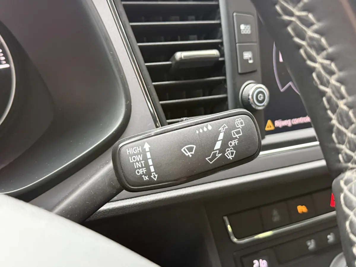 1.0 TSI Style Ultimate Edition | Camera | Draadloze lader | Apple Carplay