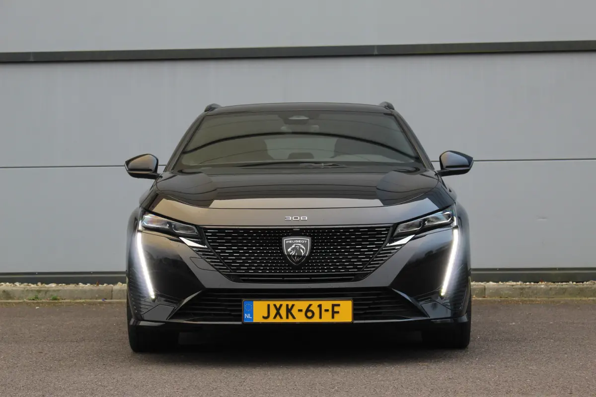 1.6 Plug-in Hybrid 225 PK GT | Adap. Cruise C. | Massage | Memory St. | Camera | St. Verwarming | BLIS | CarPlay | Navi | PDC V&A | Climate C. | Adap. Cruise C. | Memory St. | Massage | Came