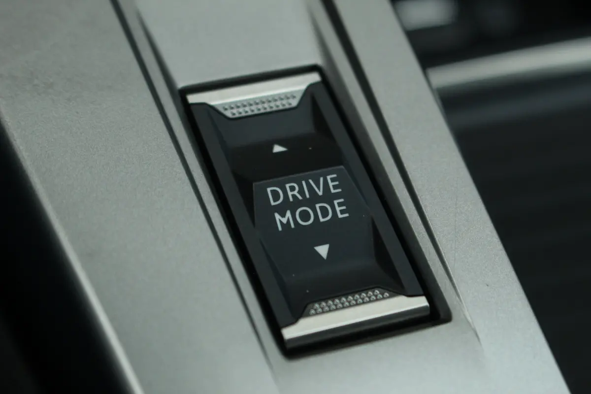1.6 Plug-in Hybrid 225 PK GT | Adap. Cruise C. | Massage | Memory St. | Camera | St. Verwarming | BLIS | CarPlay | Navi | PDC V&A | Climate C. | Adap. Cruise C. | Memory St. | Massage | Came