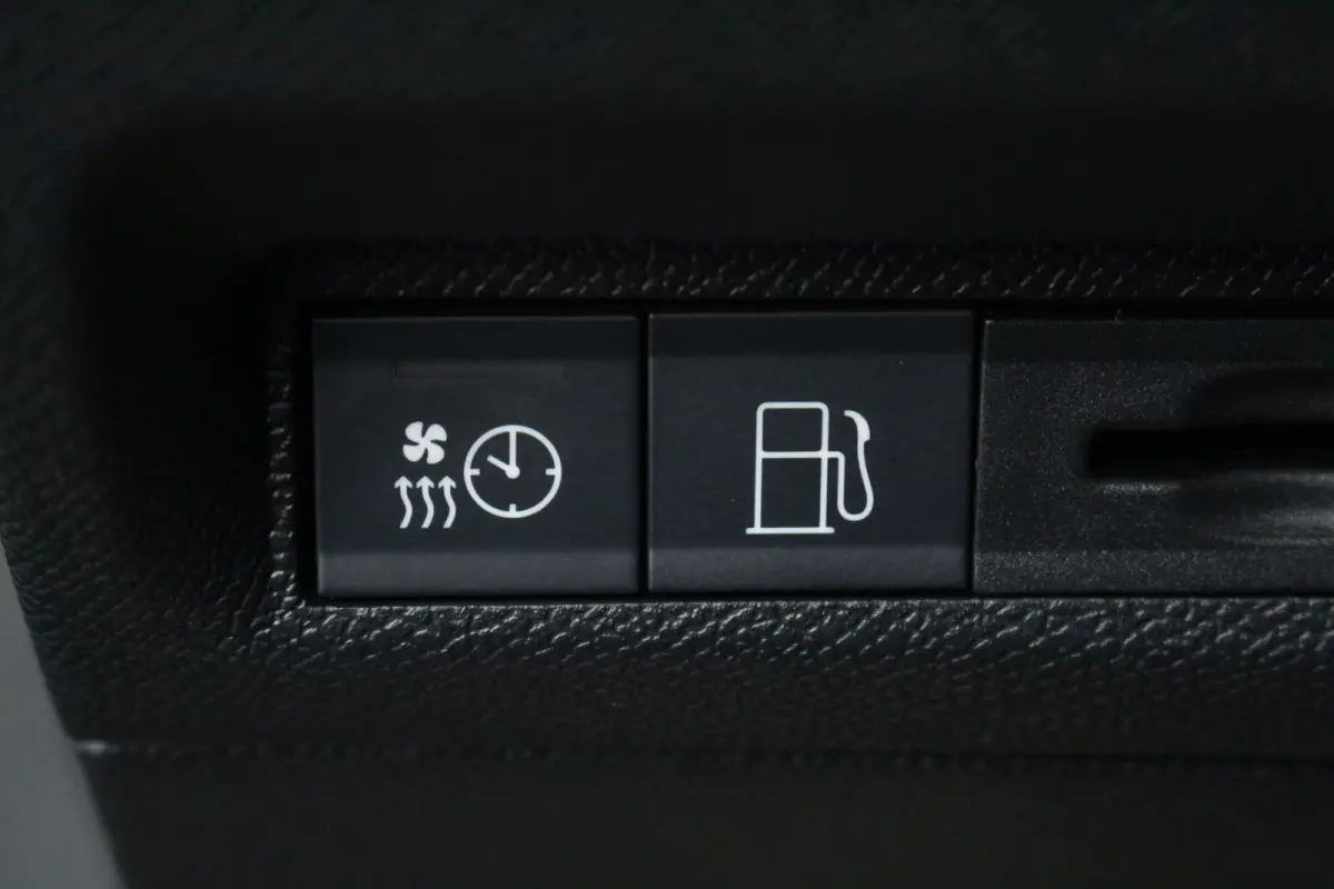 1.6 Plug-in Hybrid 225 PK GT | Adap. Cruise C. | Massage | Memory St. | Camera | St. Verwarming | BLIS | CarPlay | Navi | PDC V&A | Climate C. | Adap. Cruise C. | Memory St. | Massage | Came