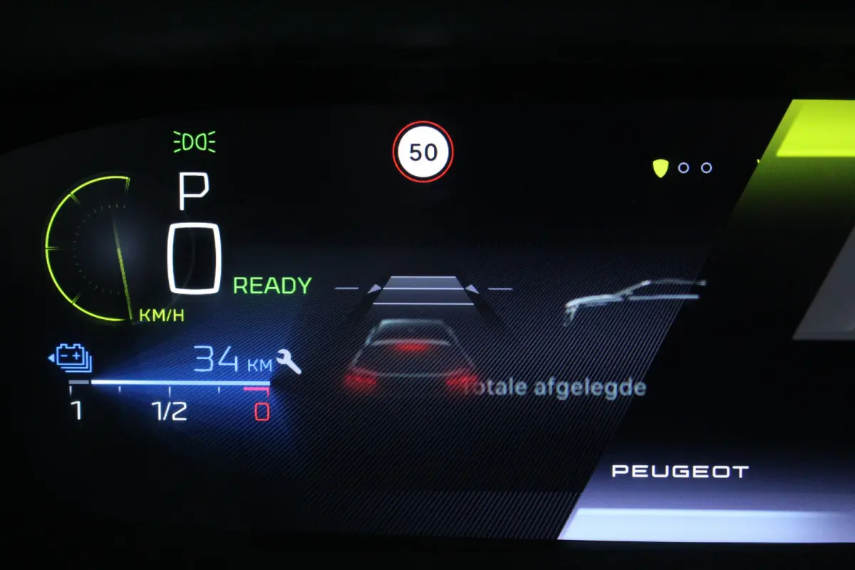 1.6 Plug-in Hybrid 225 PK GT | Adap. Cruise C. | Massage | Memory St. | Camera | St. Verwarming | BLIS | CarPlay | Navi | PDC V&A | Climate C. | Adap. Cruise C. | Memory St. | Massage | Came