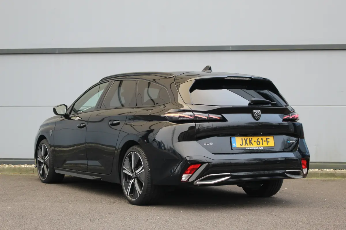 1.6 Plug-in Hybrid 225 PK GT | Adap. Cruise C. | Massage | Memory St. | Camera | St. Verwarming | BLIS | CarPlay | Navi | PDC V&A | Climate C. | Adap. Cruise C. | Memory St. | Massage | Came