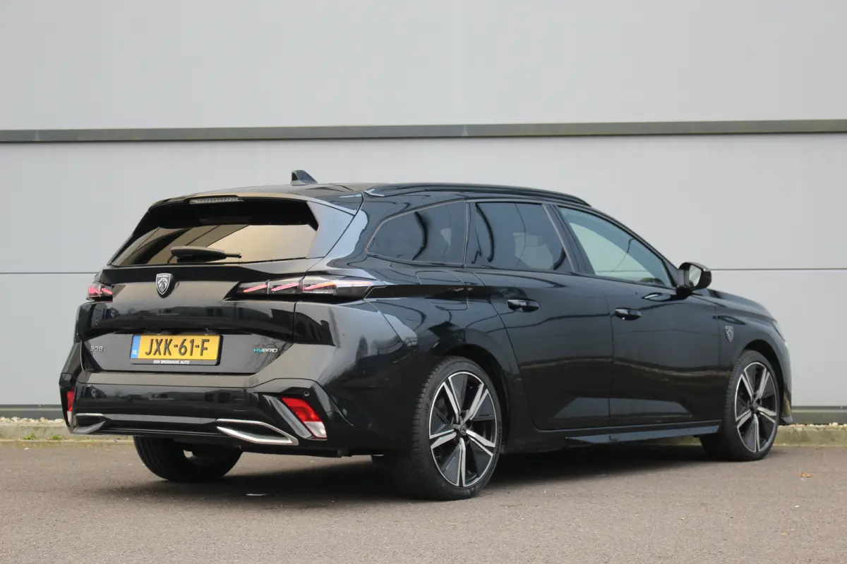 1.6 Plug-in Hybrid 225 PK GT | Adap. Cruise C. | Massage | Memory St. | Camera | St. Verwarming | BLIS | CarPlay | Navi | PDC V&A | Climate C. | Adap. Cruise C. | Memory St. | Massage | Came
