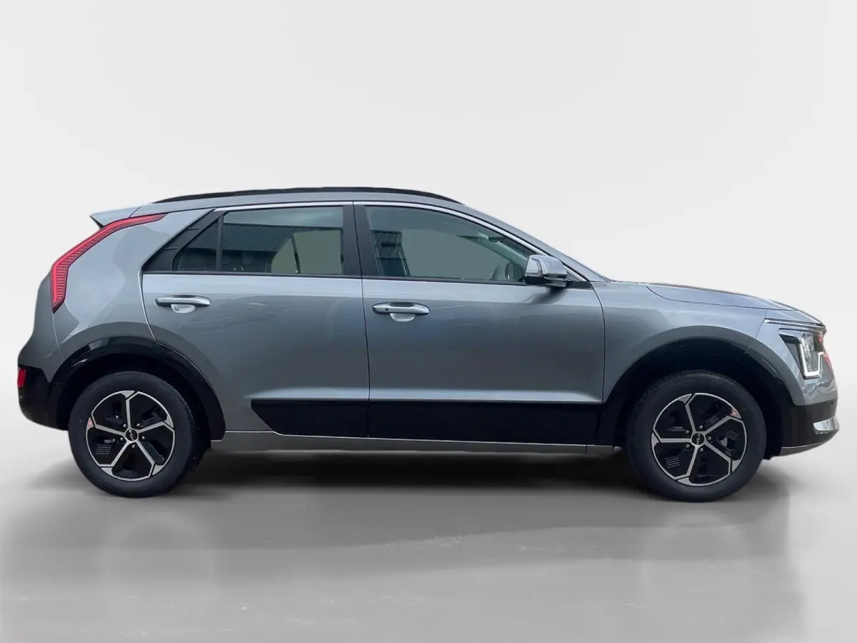1.6 GDi Hybrid DynamicLine | Adaptive cruise control | Keyless entry | Navigatie | Climate control