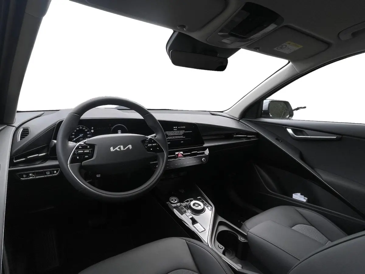 1.6 GDi Hybrid DynamicLine | Adaptive cruise control | Keyless entry | Navigatie | Climate control