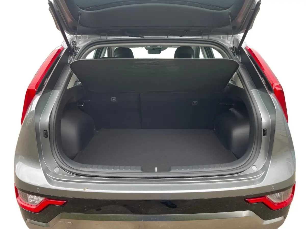 1.6 GDi Hybrid DynamicLine | Adaptive cruise control | Keyless entry | Navigatie | Climate control