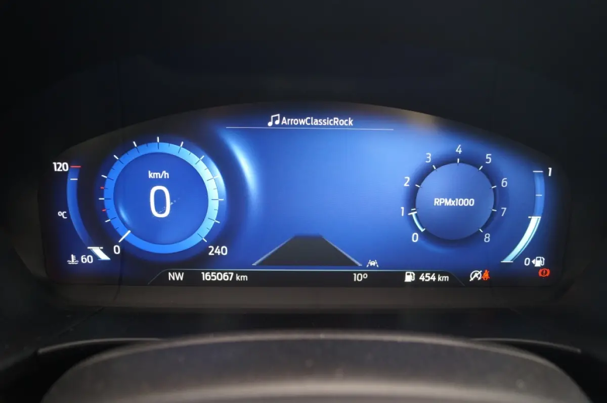 1.5 EcoBoost Titanium Pack -NAVI-ECC-CAM-TREKHAAK-
