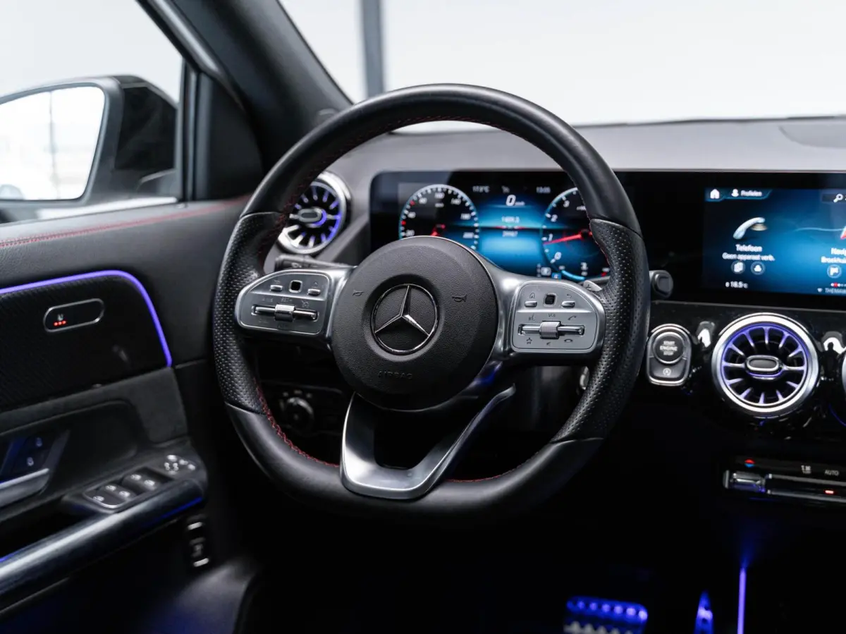 200 AMG Line Pano ACC 19'