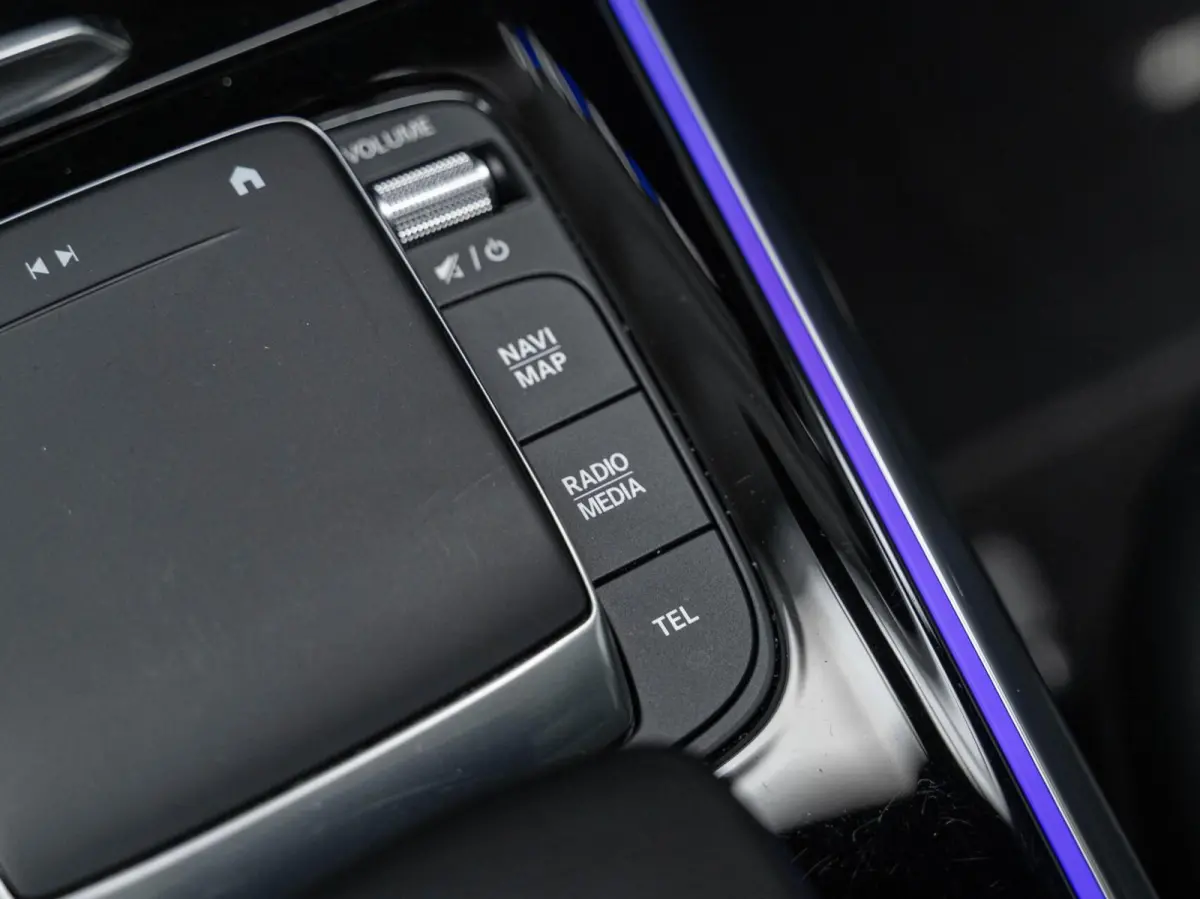 200 AMG Line Pano ACC 19'
