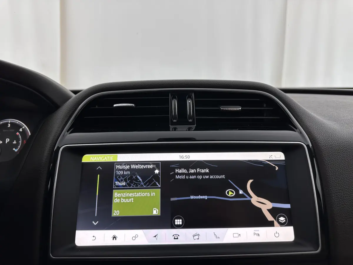 2.0 Portfolio AWD 20d Aut. *PANO | DIGI-COCKPIT | XENON | LEATHER | KEYLESS | MERIDIAN-SOUND | NAVI-FULLMAP | ECC | PDC | CRUISE | 19''ALU*