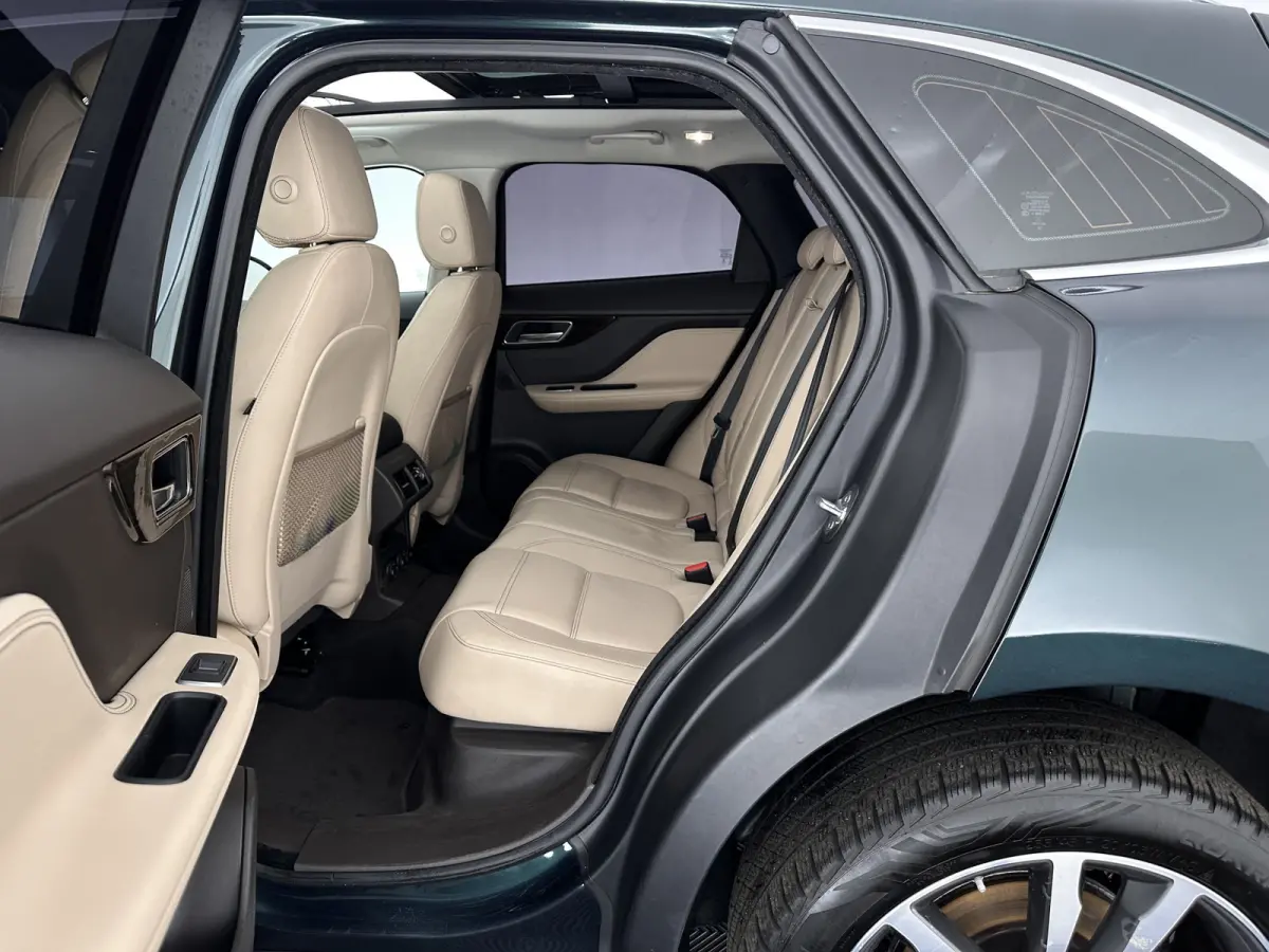 2.0 Portfolio AWD 20d Aut. *PANO | DIGI-COCKPIT | XENON | LEATHER | KEYLESS | MERIDIAN-SOUND | NAVI-FULLMAP | ECC | PDC | CRUISE | 19''ALU*