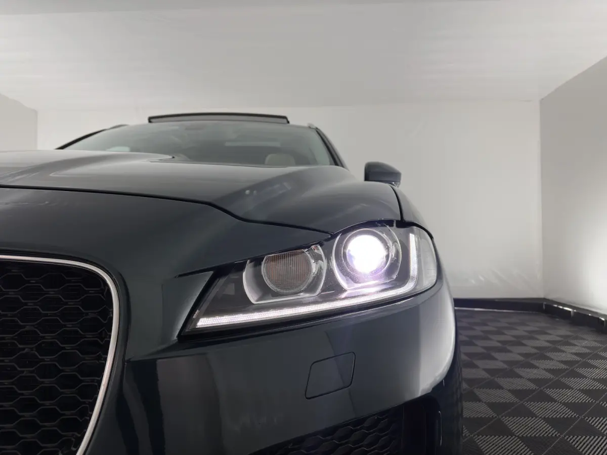 2.0 Portfolio AWD 20d Aut. *PANO | DIGI-COCKPIT | XENON | LEATHER | KEYLESS | MERIDIAN-SOUND | NAVI-FULLMAP | ECC | PDC | CRUISE | 19''ALU*