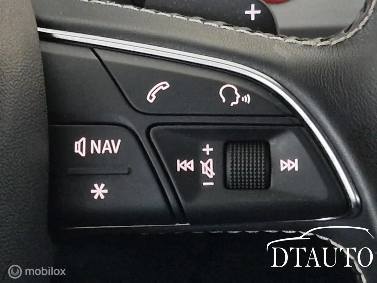 Audi SQ7 4.0 Audi SQ7 4.0 TDI Quattro Pro Line + Led Virtual Cockpit Grijs Kenteken