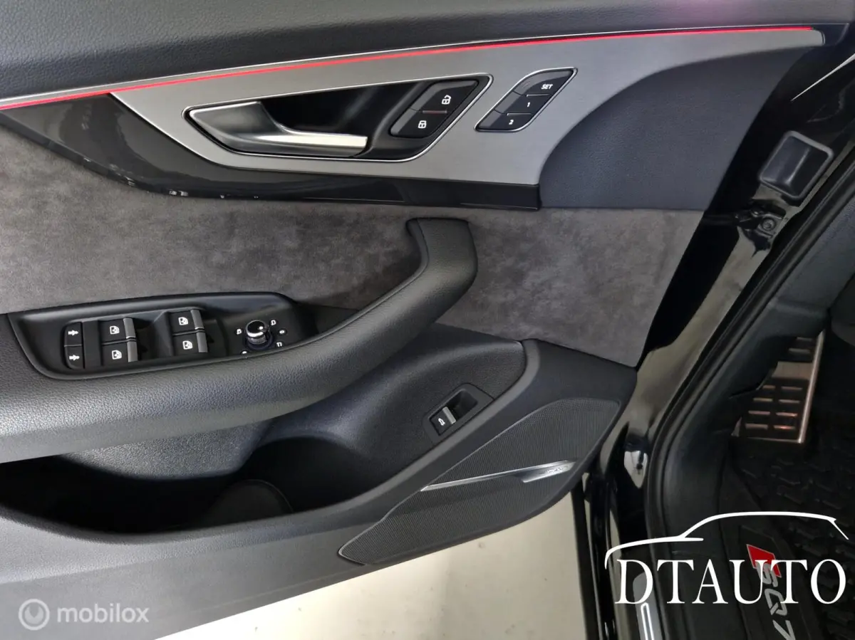 Audi SQ7 4.0 Audi SQ7 4.0 TDI Quattro Pro Line + Led Virtual Cockpit Grijs Kenteken
