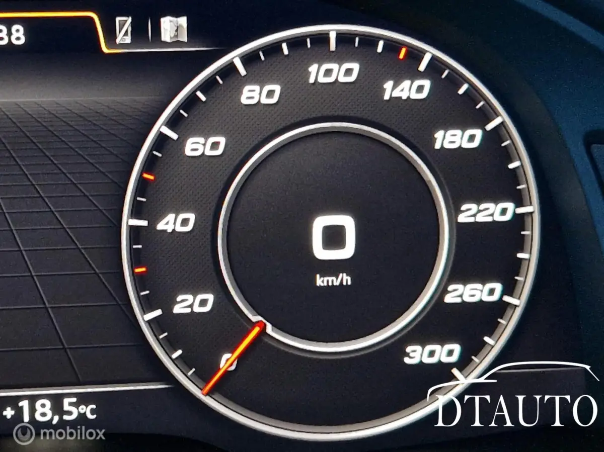 Audi SQ7 4.0 Audi SQ7 4.0 TDI Quattro Pro Line + Led Virtual Cockpit Grijs Kenteken