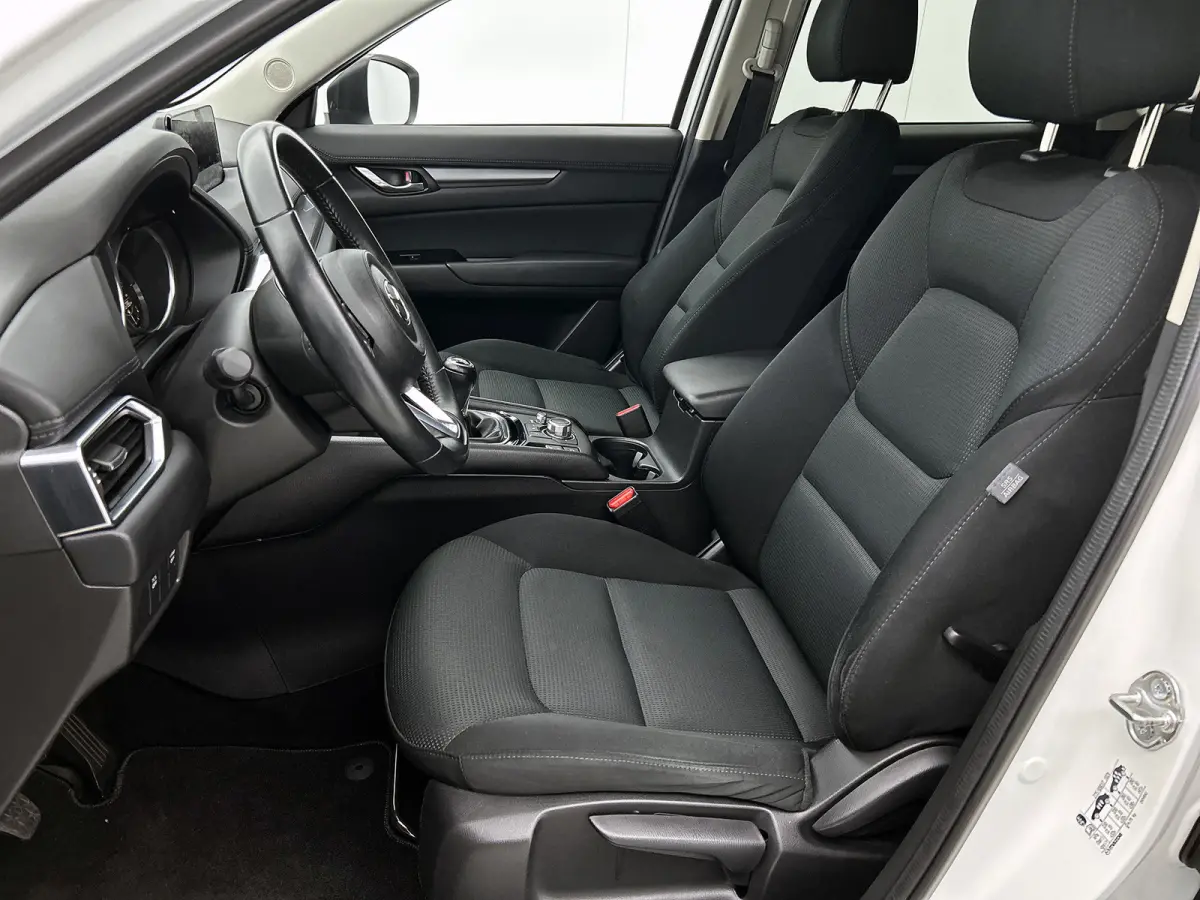 2.0 SkyActiv-G 165 TS EXPORT PRICE!/ LEES TEKST (Navi, Trekhaak, Climate Con, Cruise Con, Etc)