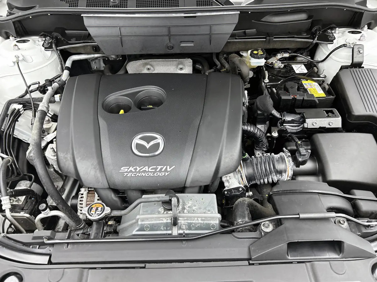2.0 SkyActiv-G 165 TS EXPORT PRICE!/ LEES TEKST (Navi, Trekhaak, Climate Con, Cruise Con, Etc)