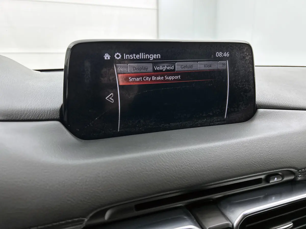 2.0 SkyActiv-G 165 TS EXPORT PRICE!/ LEES TEKST (Navi, Trekhaak, Climate Con, Cruise Con, Etc)
