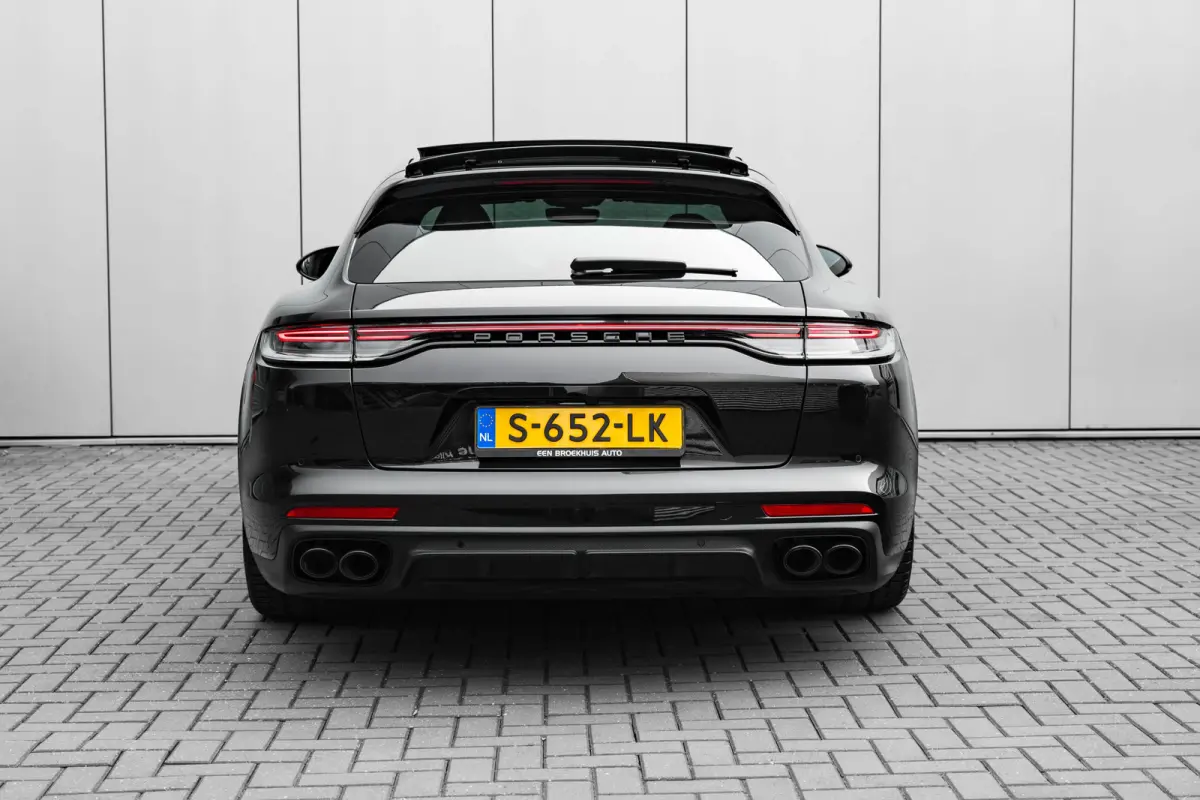 2.9 4 E-Hybrid Platinum Edition 470PK | Bose Audio | Sport Chrono | Panorama Dak | Soft Close | Matrix LED Koplampen | Luchtvering