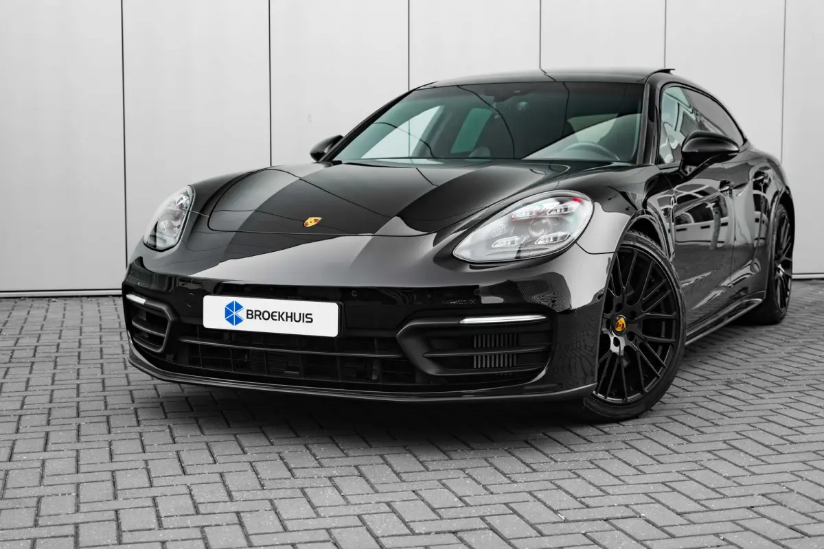 2.9 4 E-Hybrid Platinum Edition 470PK | Bose Audio | Sport Chrono | Panorama Dak | Soft Close | Matrix LED Koplampen | Luchtvering
