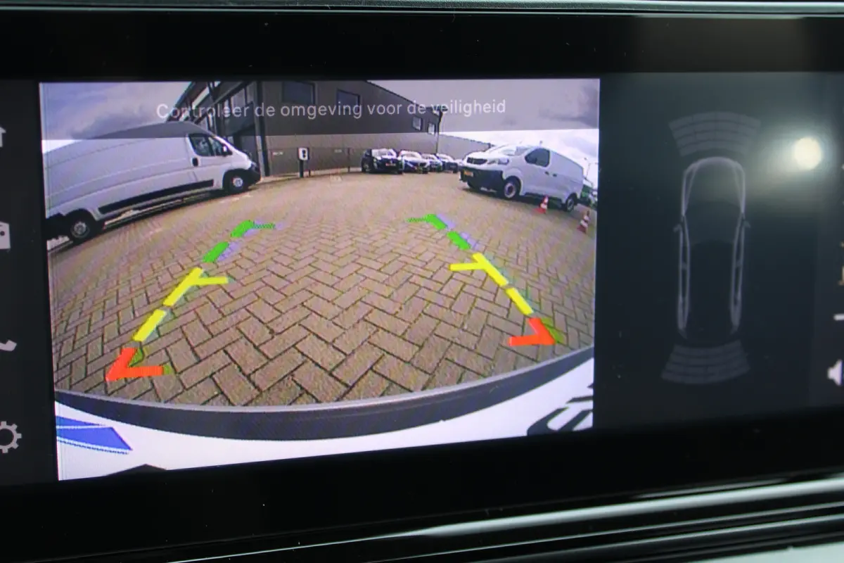 1.2 Hybrid 145pk Plus | Achterspoiler | Achteruitrijcamera | Alarm klasse 1(startblokkering)