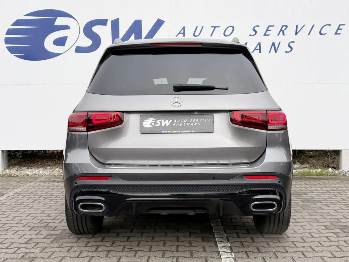 200 Business Solution AMG | Trekhaak | MultiBeam LED | Camera | DAB+ | 19 inch