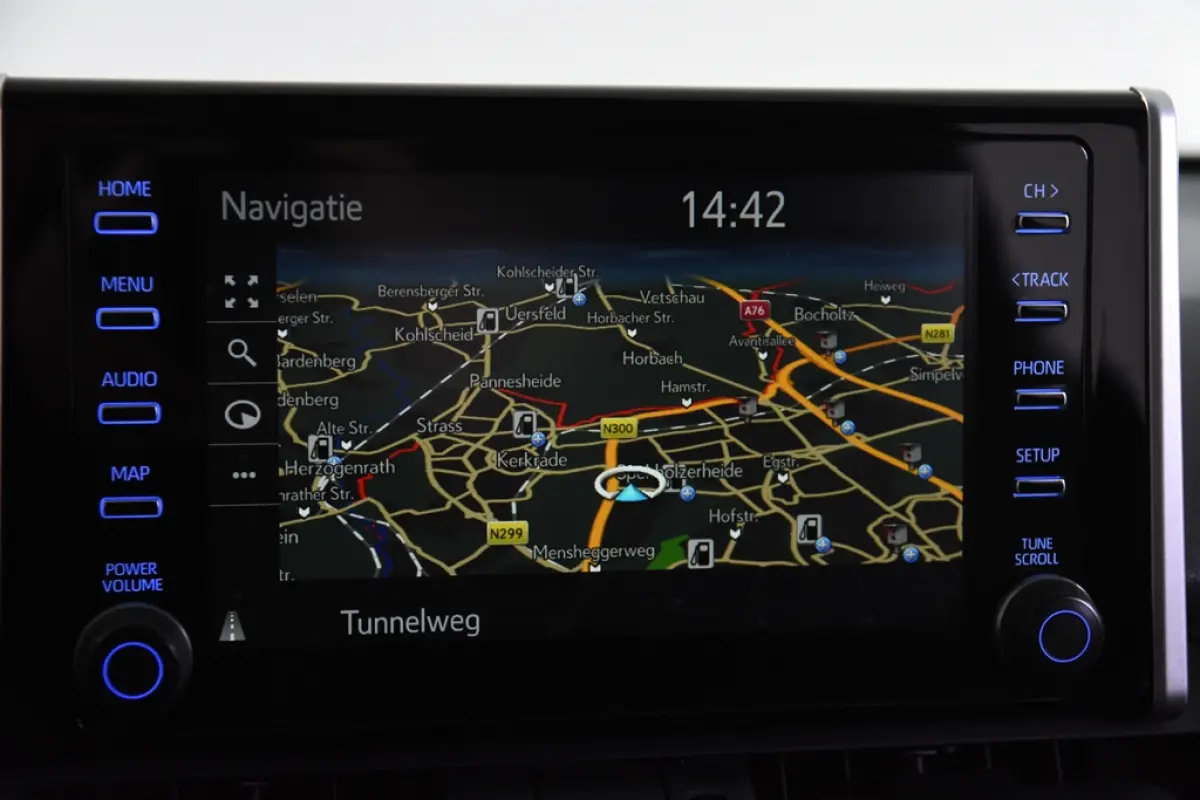 2.5 Hybrid Dynamic 4x2 *1ste Eigenaar*Navigatie*Trekhaak*Navigatie*