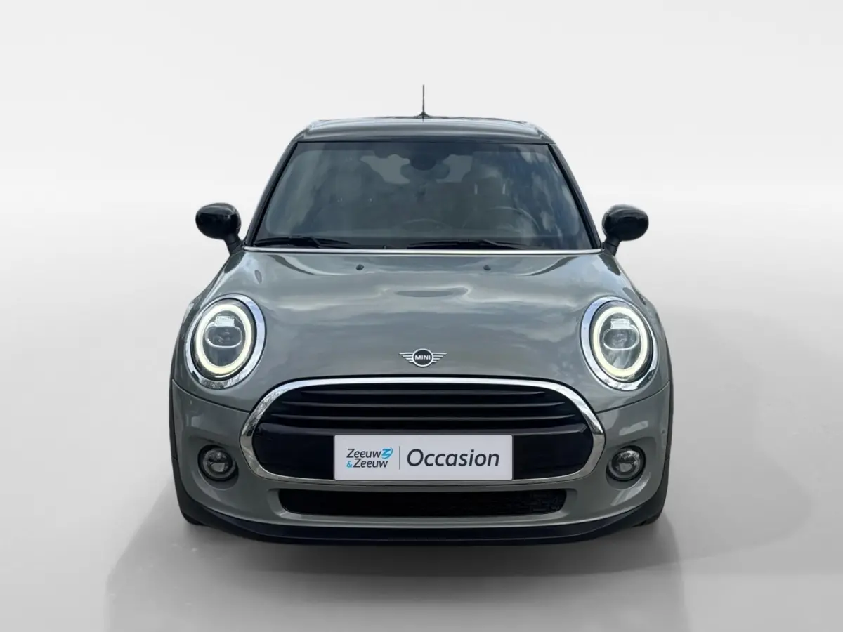 1.5 Cooper Business Edition Automaat | Navi | Clima | Cruise Control | LM Velgen | LED-Koplampen