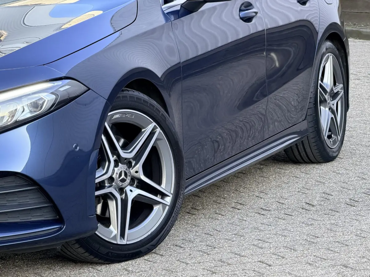 180 Business Solution AMG | Apple Carplay/Camera/18-inch/Navigatie/Trekhaak afn.