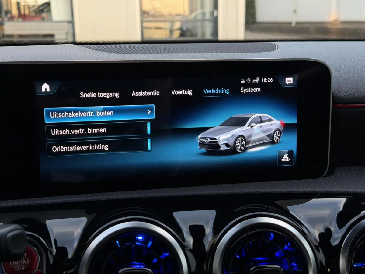 180 Business Solution AMG | Apple Carplay/Camera/18-inch/Navigatie/Trekhaak afn.