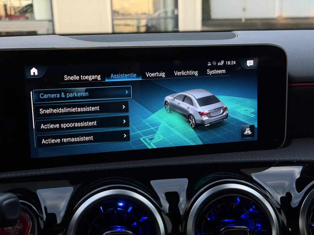 180 Business Solution AMG | Apple Carplay/Camera/18-inch/Navigatie/Trekhaak afn.