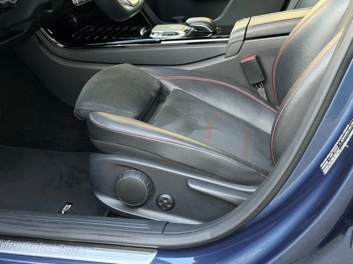 180 Business Solution AMG | Apple Carplay/Camera/18-inch/Navigatie/Trekhaak afn.