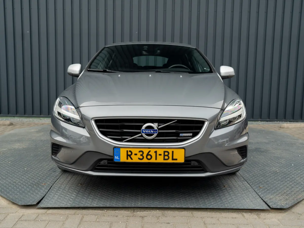 1.5 T3 R-Design | Stoelverwarming | Prijs Rijklaar!!
