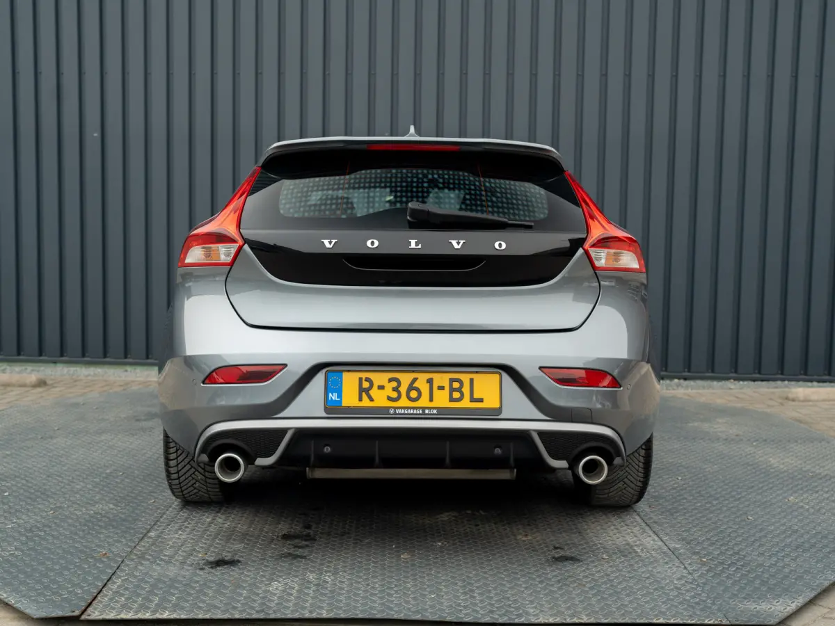 1.5 T3 R-Design | Stoelverwarming | Prijs Rijklaar!!