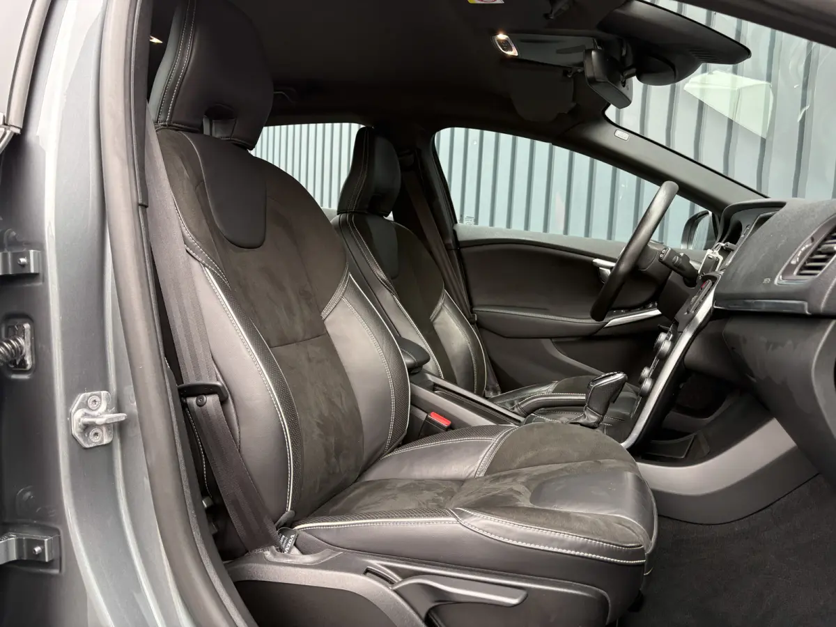 1.5 T3 R-Design | Stoelverwarming | Prijs Rijklaar!!