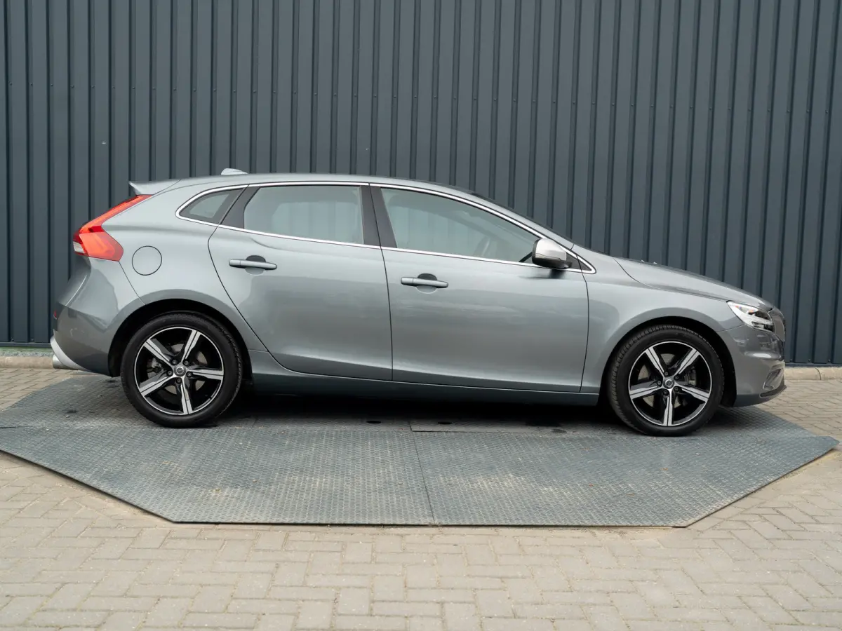 1.5 T3 R-Design | Stoelverwarming | Prijs Rijklaar!!