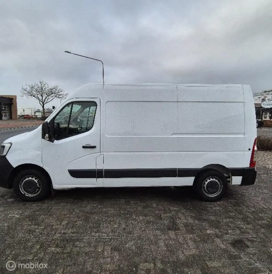 bestel 2.3 dCi 135 L2H2 Airoc/Cruise