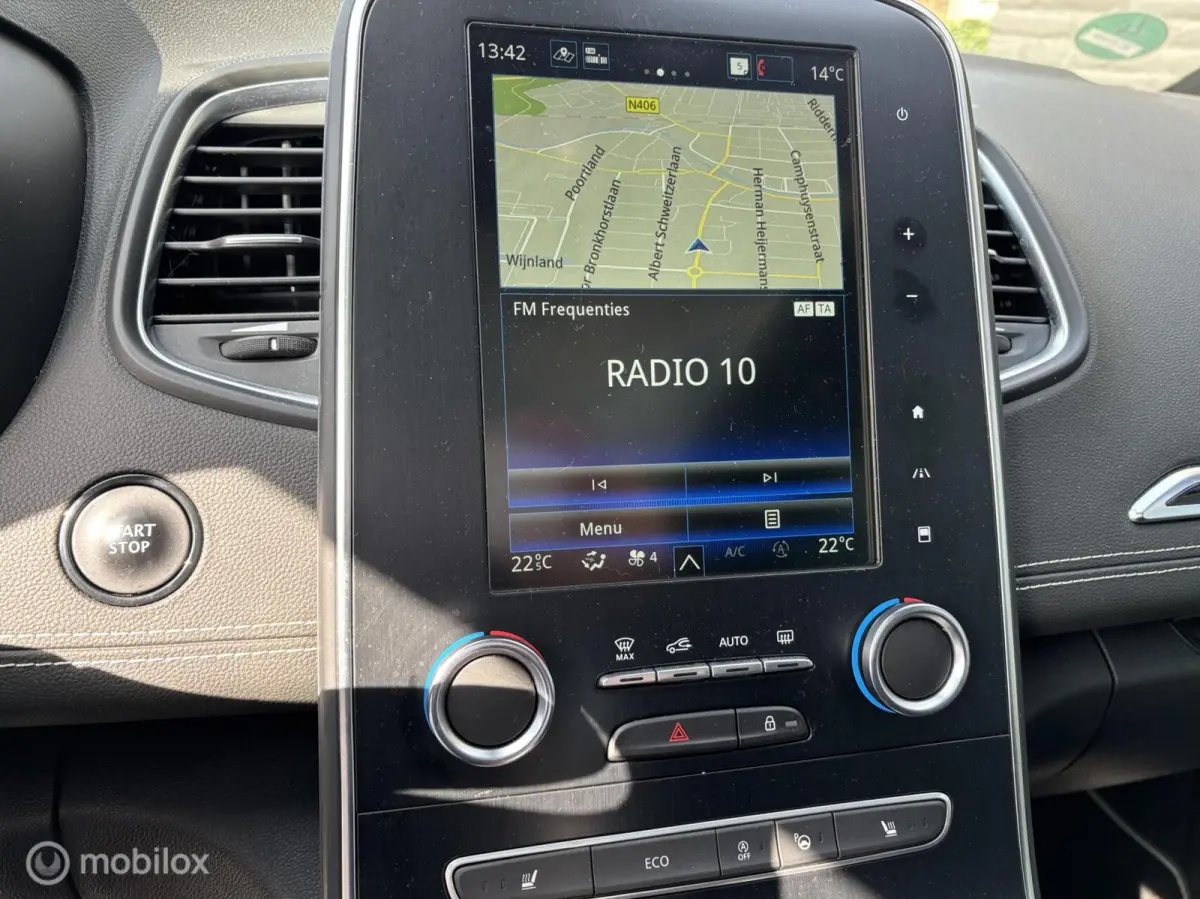 1.3 TCe 160pk Bose black edition navigatie head up panodak automaatLimited