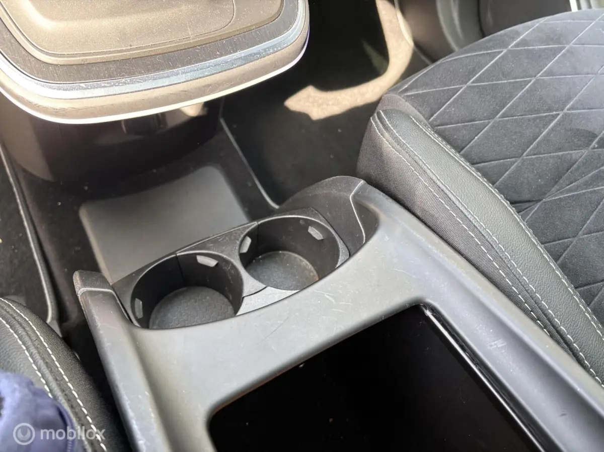1.3 TCe 160pk Bose black edition navigatie head up panodak automaatLimited