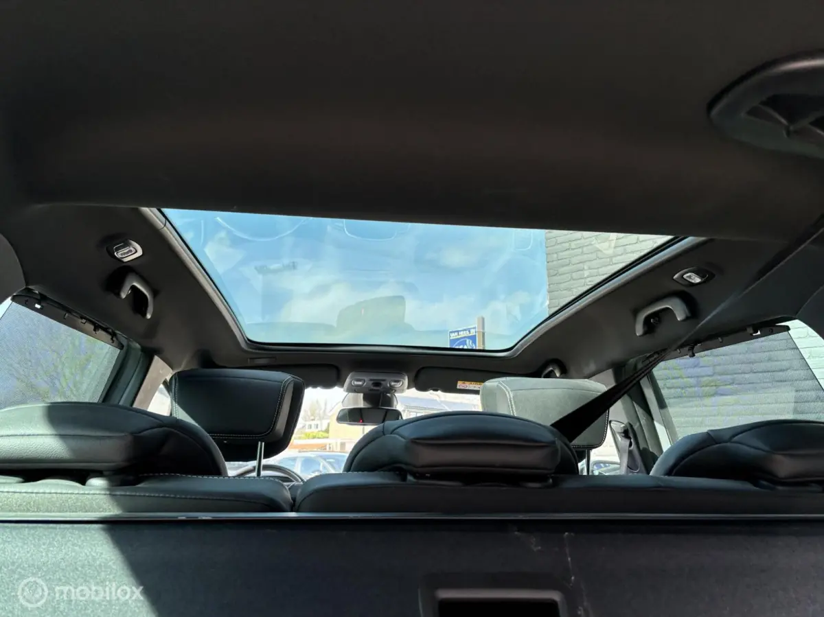 1.3 TCe 160pk Bose black edition navigatie head up panodak automaatLimited